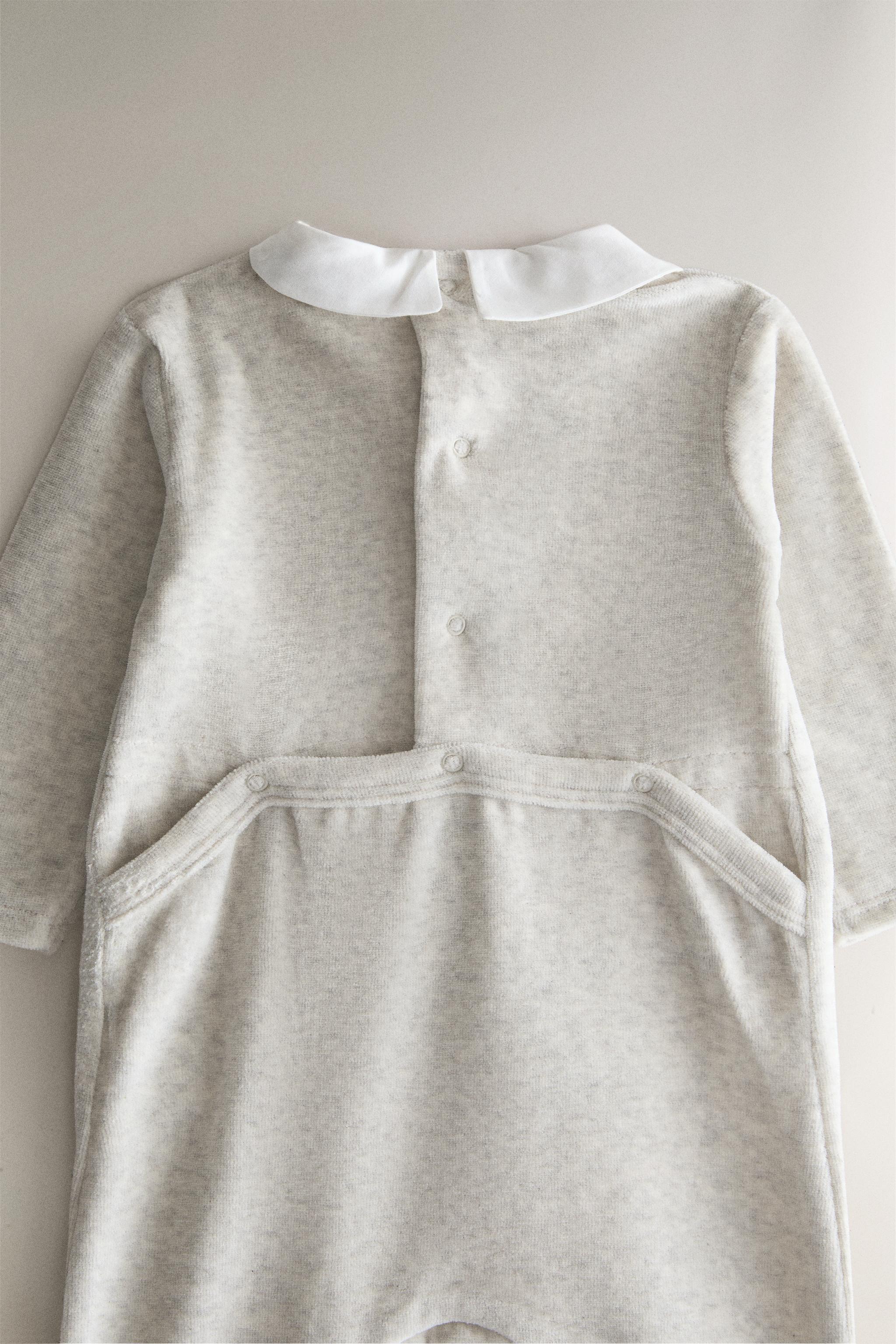BABY VELOUR FOOTED ROMPER